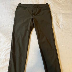 Lululemon Men's ABC Slim-Fit 5 Pocket Pant Size 31x30 Warpstreme Dark Olive